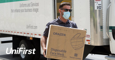 As part of UniFirst’s ongoing commitment to helping communities in need, employee Team Partner Vincent Barbato (shown here) assisted with the company’s recent donation of face masks in Saratoga Springs, N.Y. to help fight the spread of COVID-19.